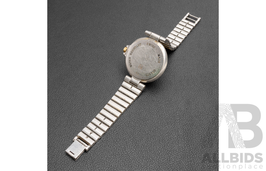 Vintage Dunhill Swiss Made Quartz Movement Wristwatch - 6 41139