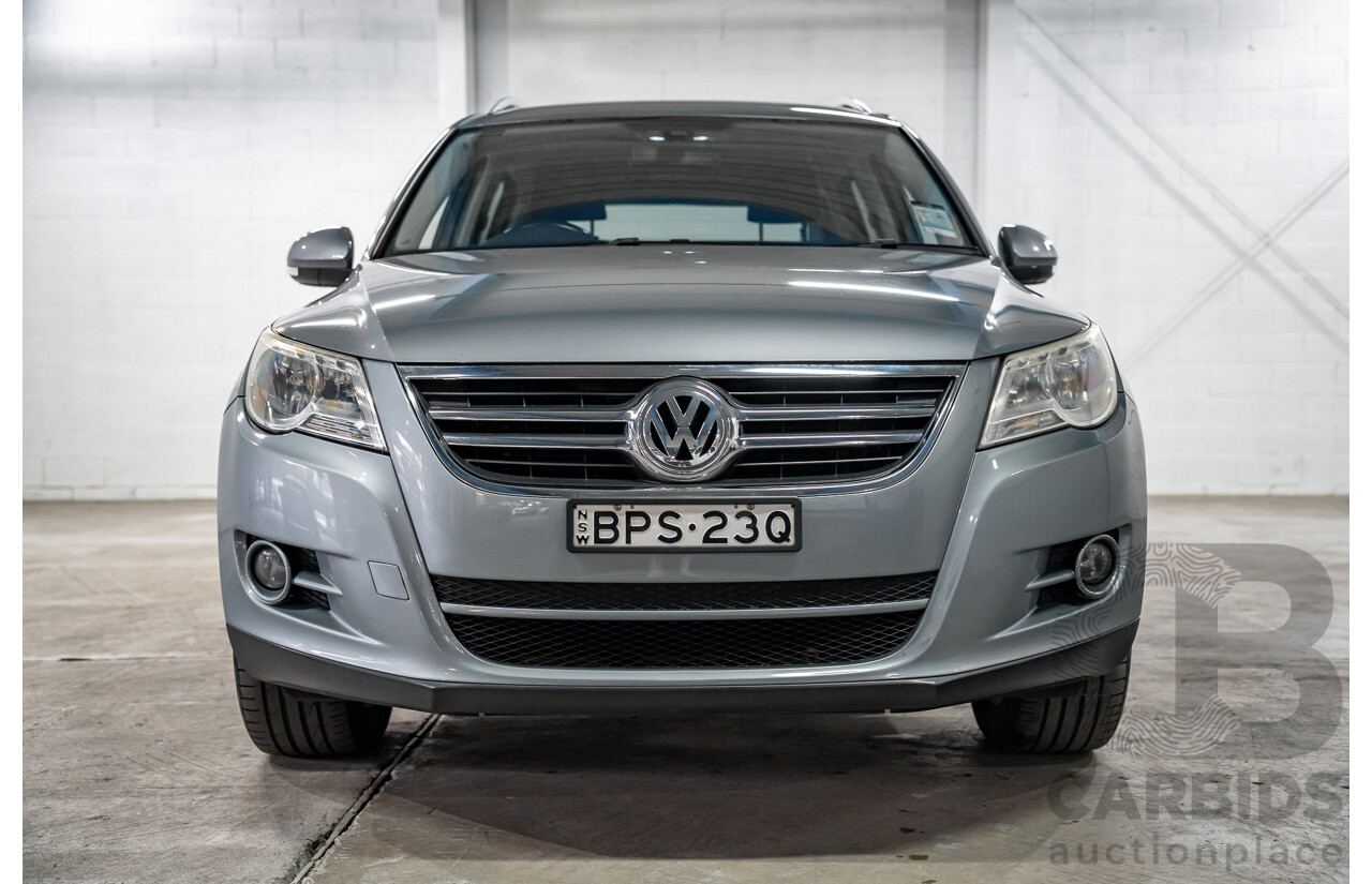 2/2010 Volkswagen Tiguan 147 TSI 5NC MY10 4d Wagon Grey 2.0L