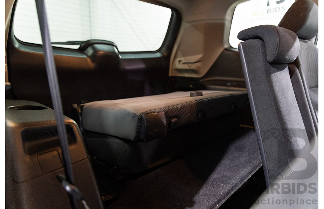9/2011 Toyota Kluger KX-R (fwd) 5 SEAT GSU40R MY11 UPGRADE 4d Wagon Blizzard 3.5L