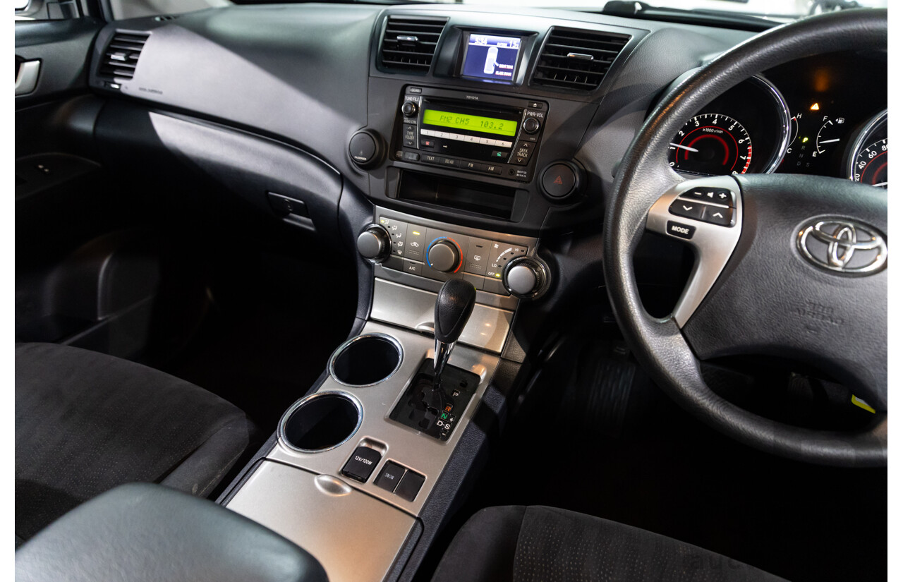 9/2011 Toyota Kluger KX-R (fwd) 5 SEAT GSU40R MY11 UPGRADE 4d Wagon Blizzard 3.5L