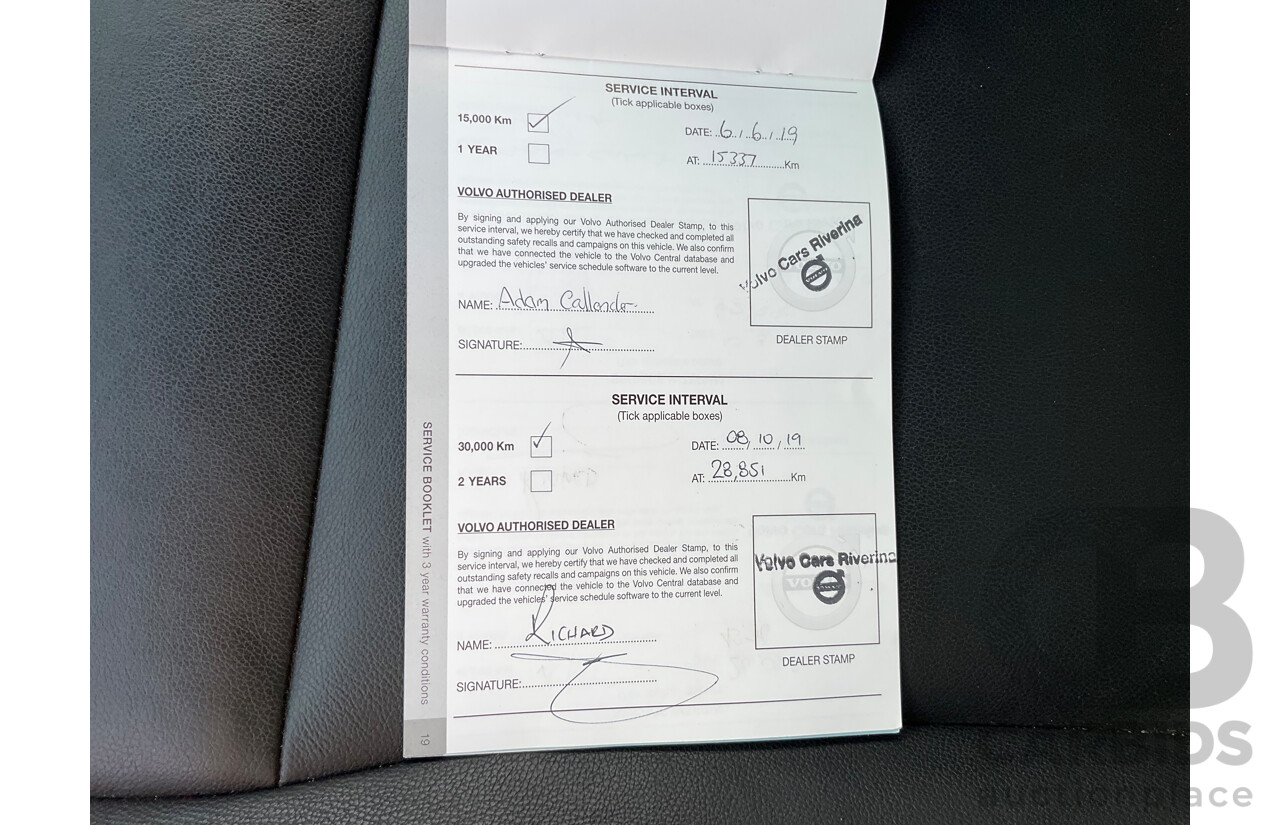 06/2018 Volvo XC40 T4 Momentum (FWD) 536 MY19 4d Wagon Fusion Red Metallic 2.0L