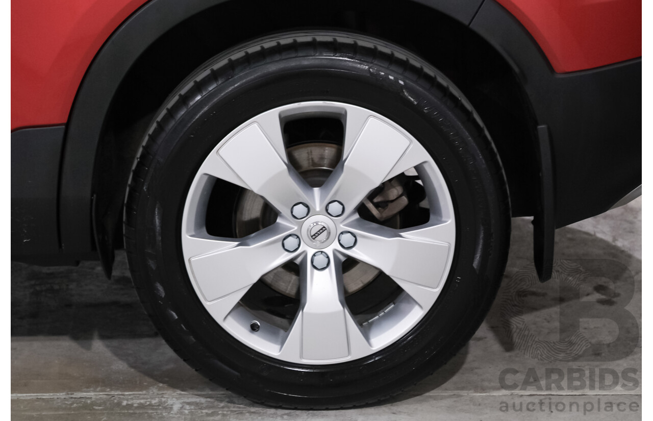 06/2018 Volvo XC40 T4 Momentum (FWD) 536 MY19 4d Wagon Fusion Red Metallic 2.0L