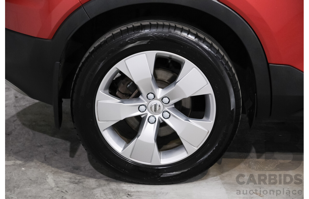 06/2018 Volvo XC40 T4 Momentum (FWD) 536 MY19 4d Wagon Fusion Red Metallic 2.0L