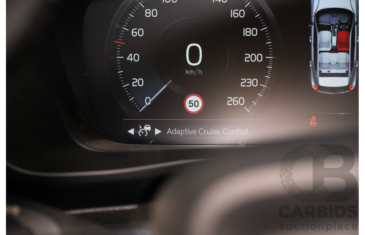 06/2018 Volvo XC40 T4 Momentum (FWD) 536 MY19 4d Wagon Fusion Red Metallic 2.0L