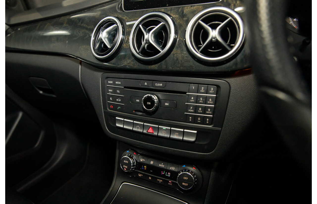 9/2015 Mercedes-Benz C200 CDI W204 MY14 4d Wagon Polar Silver Metallic Turbo Diesel 2.1L