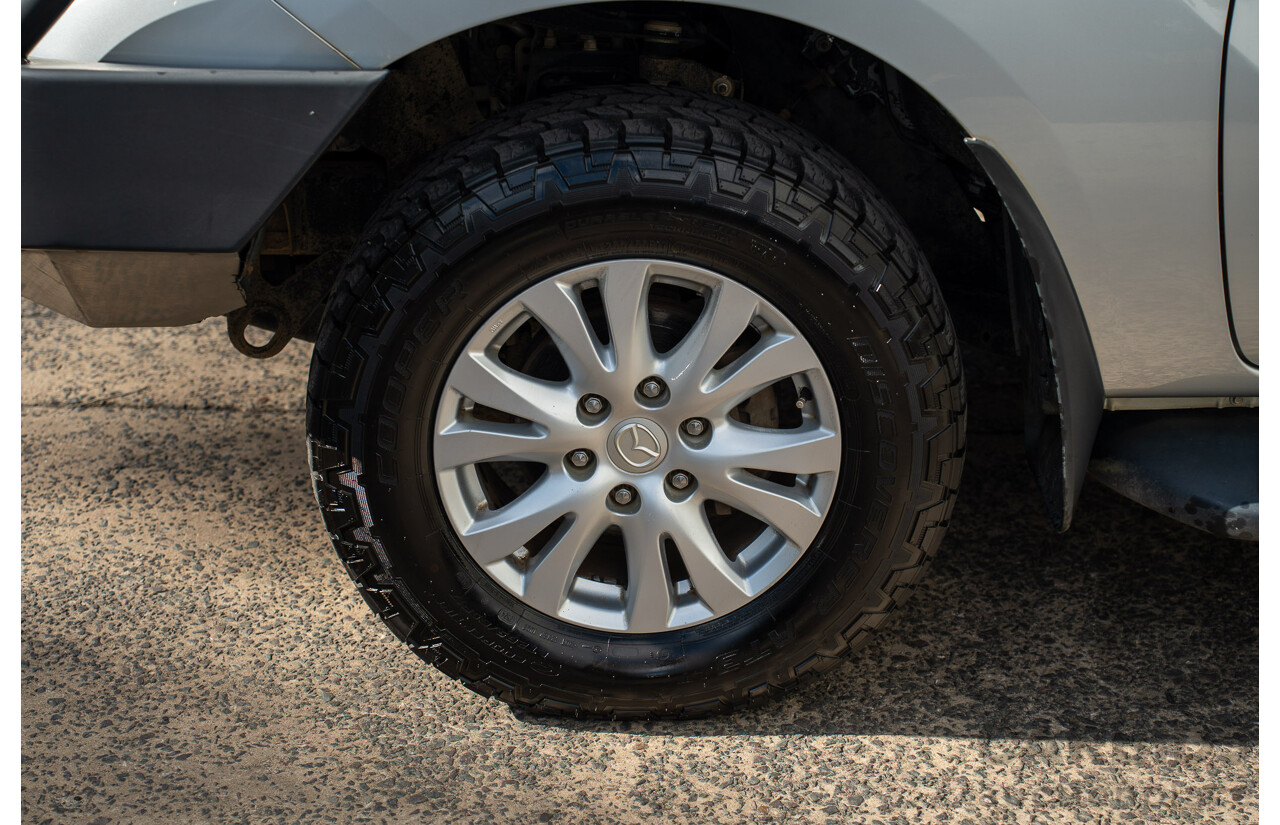 9/2011 Mazda BT-50 XTR (4x4)  Dual Cab Utility Silver Or Chrome 3.2L
