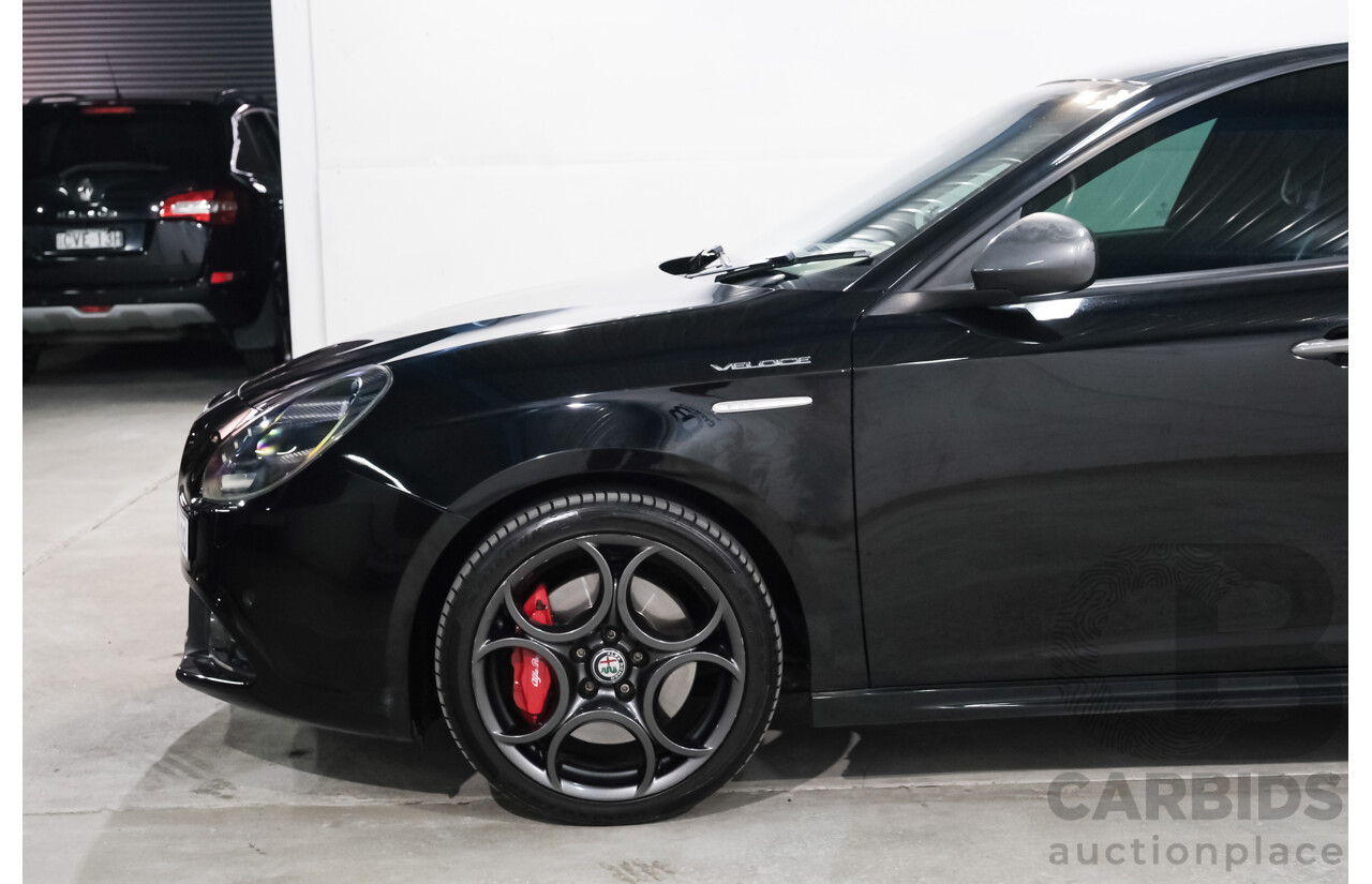 10/2017 Alfa Romeo Giulietta Veloce TCT (FWD) Series 2 5d Hatchback Alfa Black Turbo 1.7L