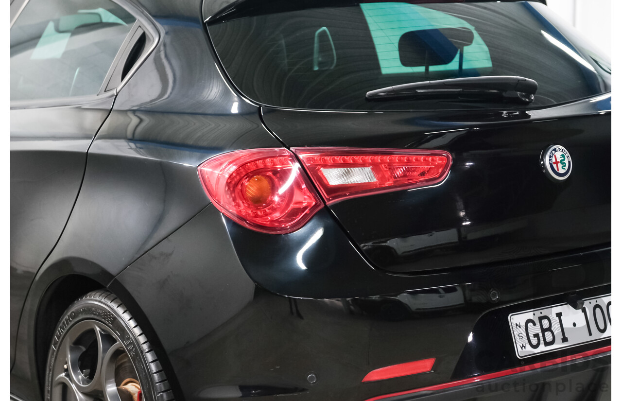 10/2017 Alfa Romeo Giulietta Veloce TCT (FWD) Series 2 5d Hatchback Alfa Black Turbo 1.7L