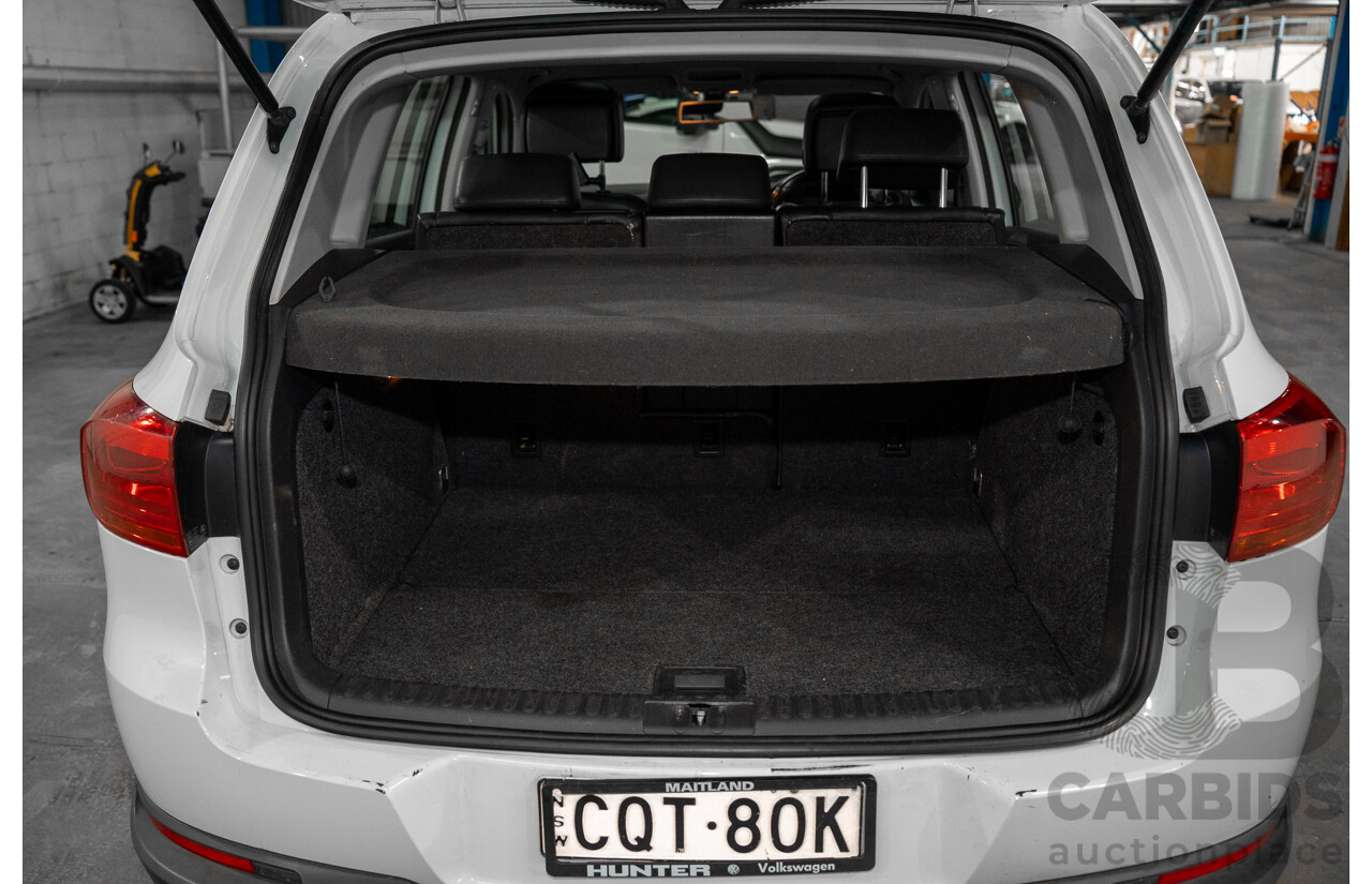 02/2014 Volkswagen Tiguan 103 TDI PACIFIC AWD 5NC MY14 4D Wagon Pure White Diesel Turbo 2.0L