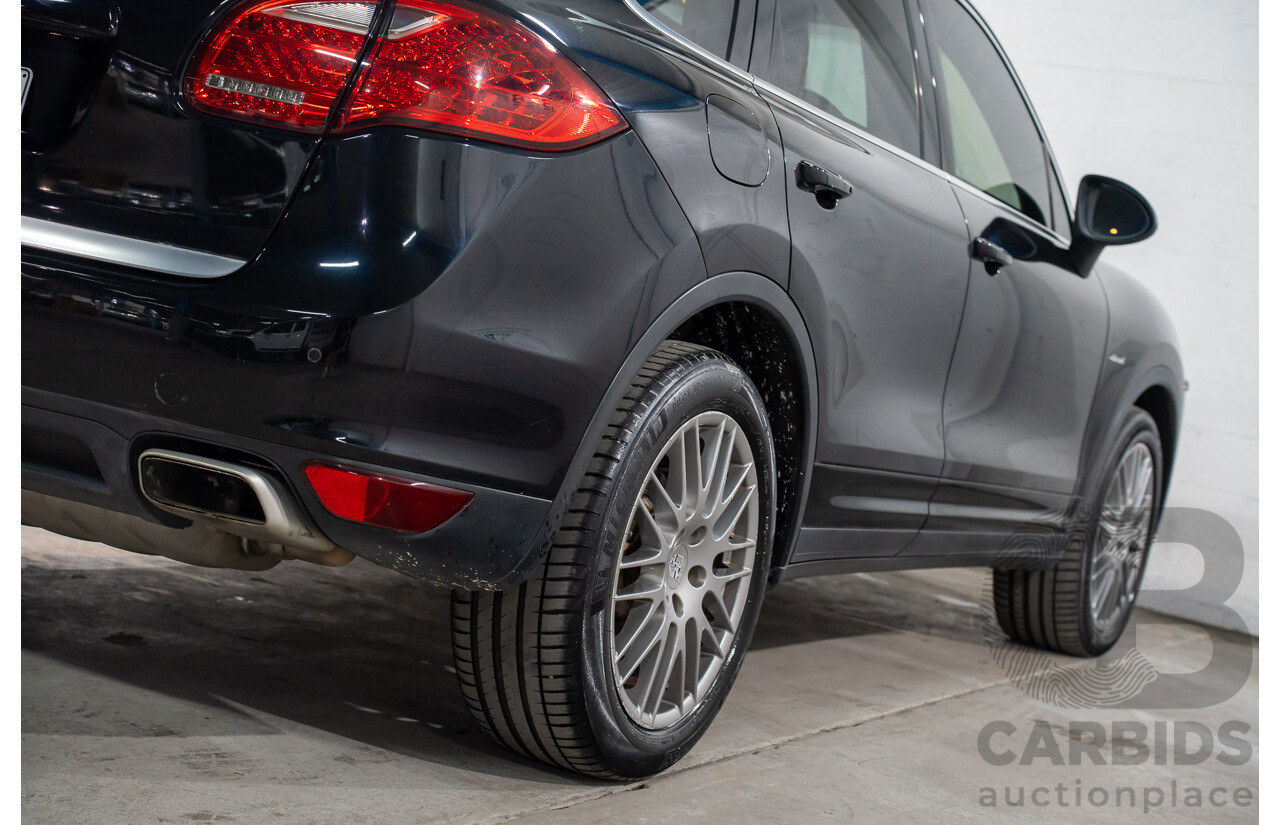07/2011 Porsche Cayenne DIESEL AWD SERIES 2 4D Wagon Jet Black Metallic Diesel Turbo 3.0L