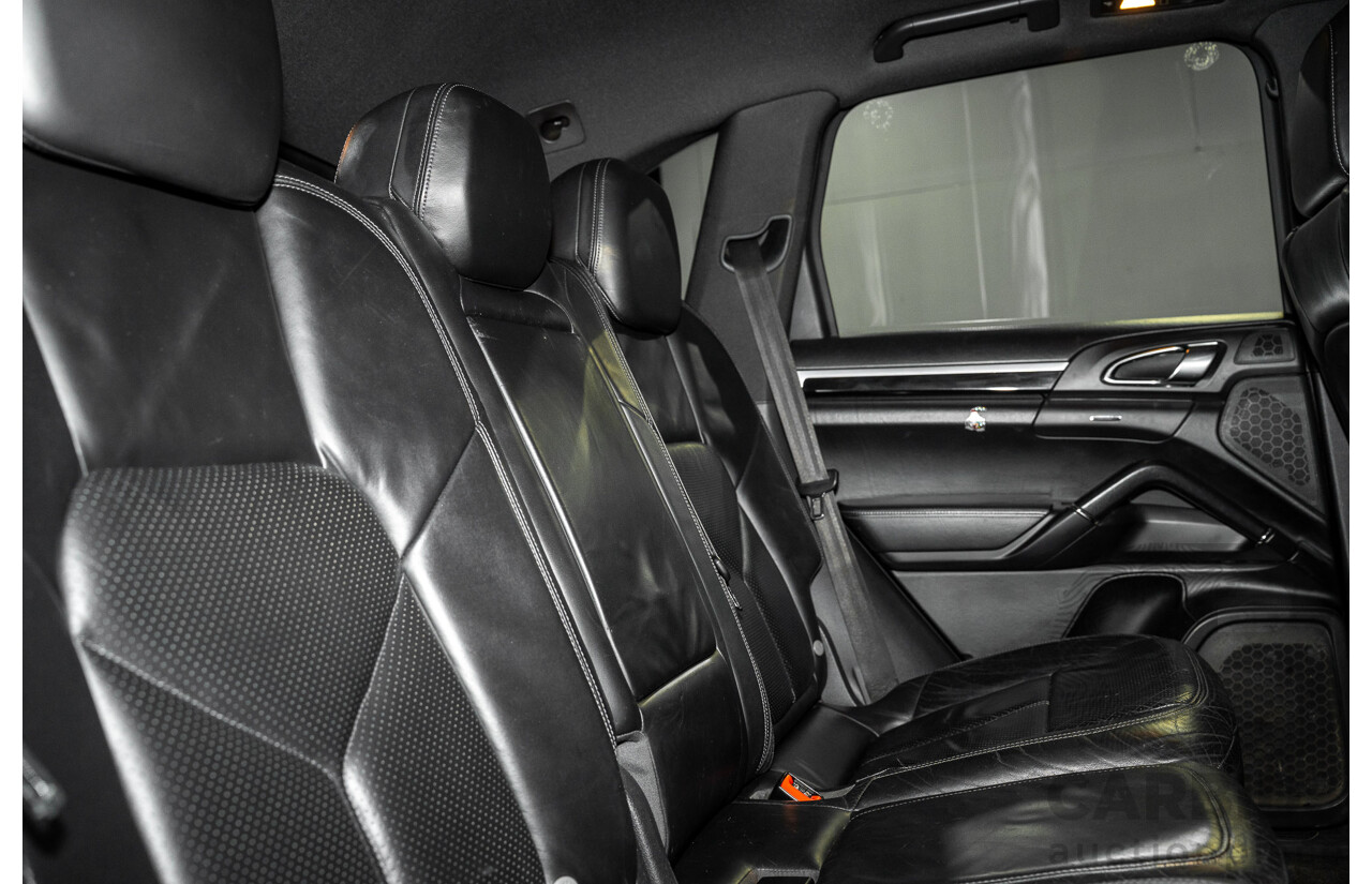 07/2011 Porsche Cayenne DIESEL AWD SERIES 2 4D Wagon Jet Black Metallic Diesel Turbo 3.0L