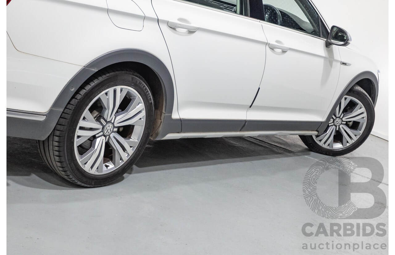 9/2016 Volkswagen Passat Alltrack 140 TDI (AWD) 3C MY16 4d Wagon Pure White Turbo Diesel 2.0L