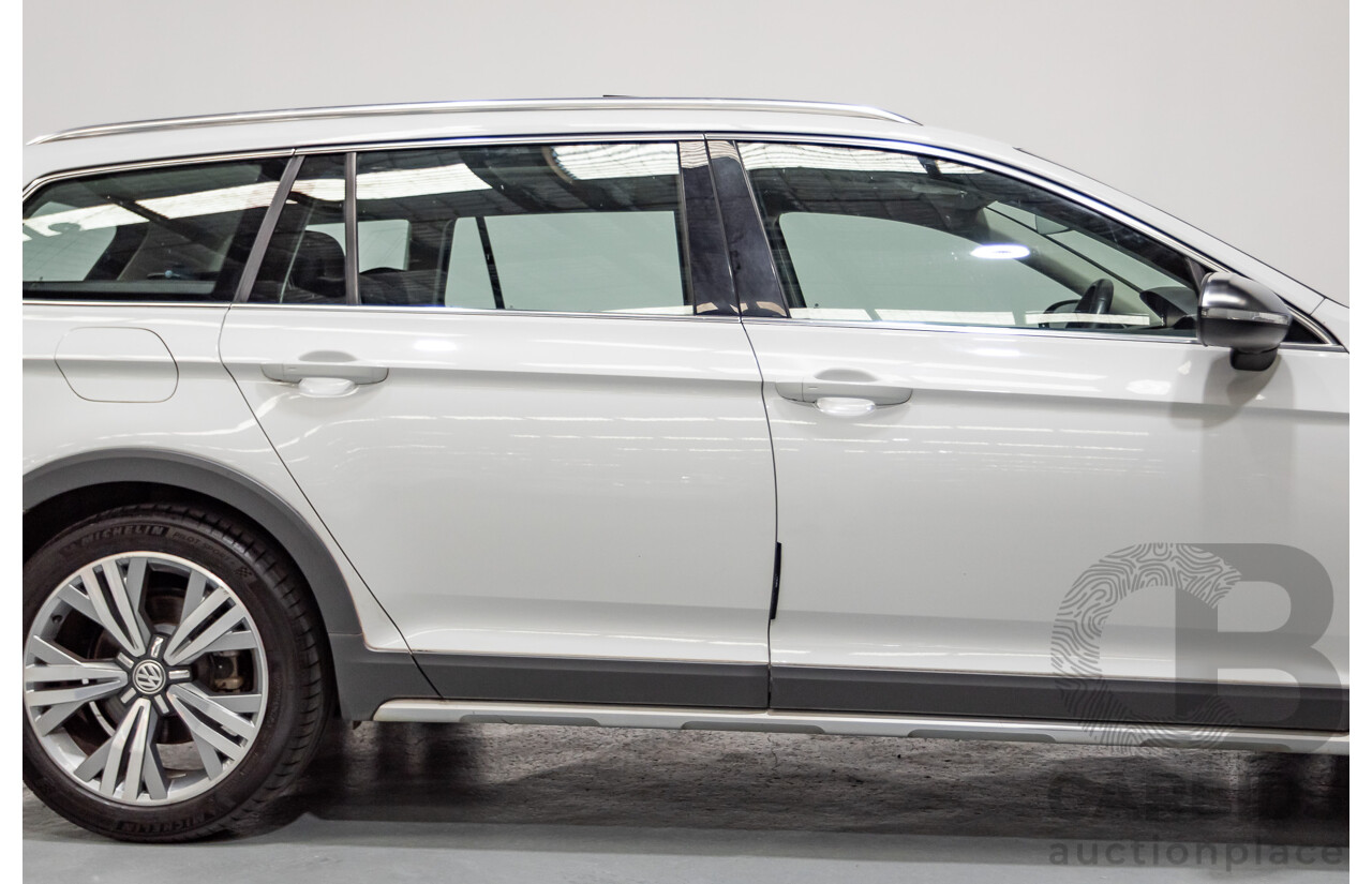 9/2016 Volkswagen Passat Alltrack 140 TDI (AWD) 3C MY16 4d Wagon Pure White Turbo Diesel 2.0L