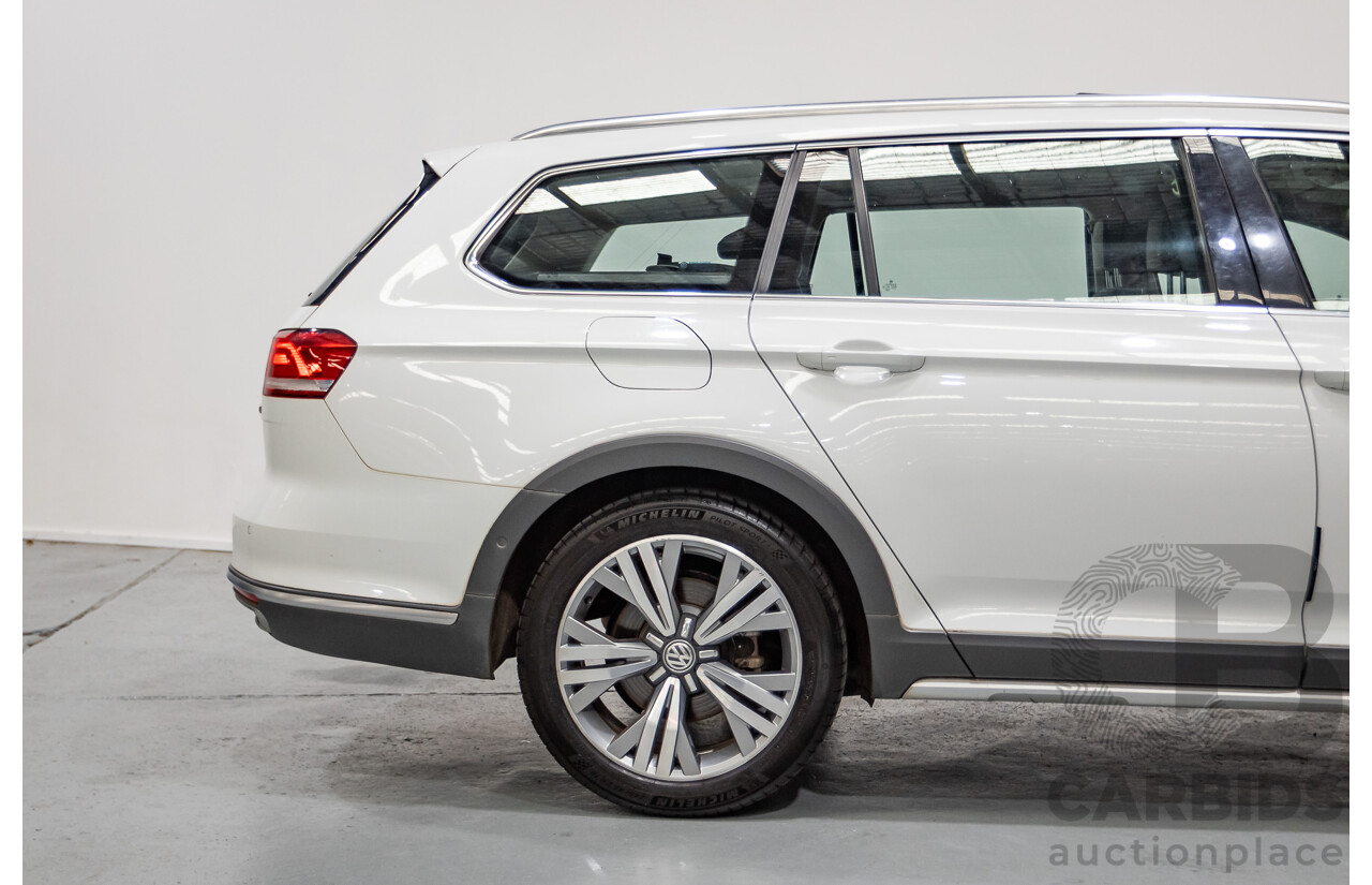 9/2016 Volkswagen Passat Alltrack 140 TDI (AWD) 3C MY16 4d Wagon Pure White Turbo Diesel 2.0L