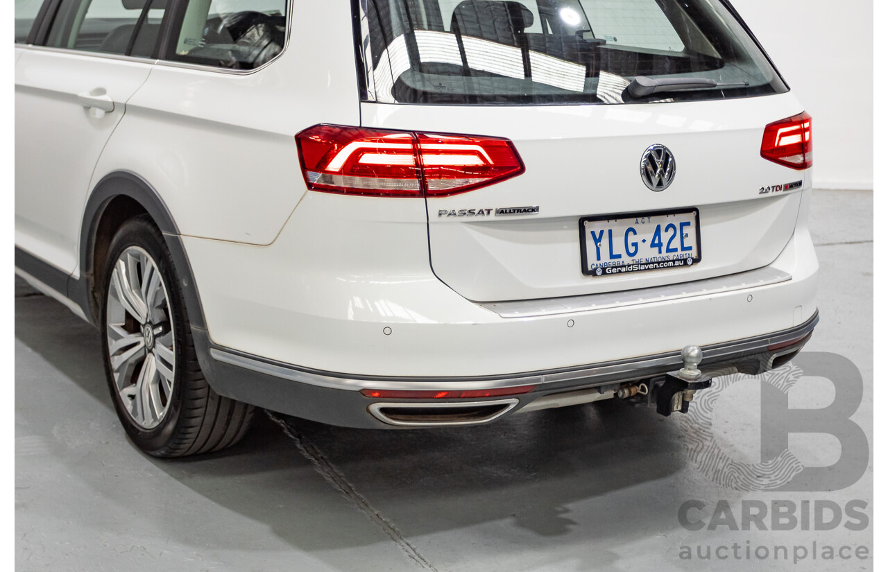 9/2016 Volkswagen Passat Alltrack 140 TDI (AWD) 3C MY16 4d Wagon Pure White Turbo Diesel 2.0L