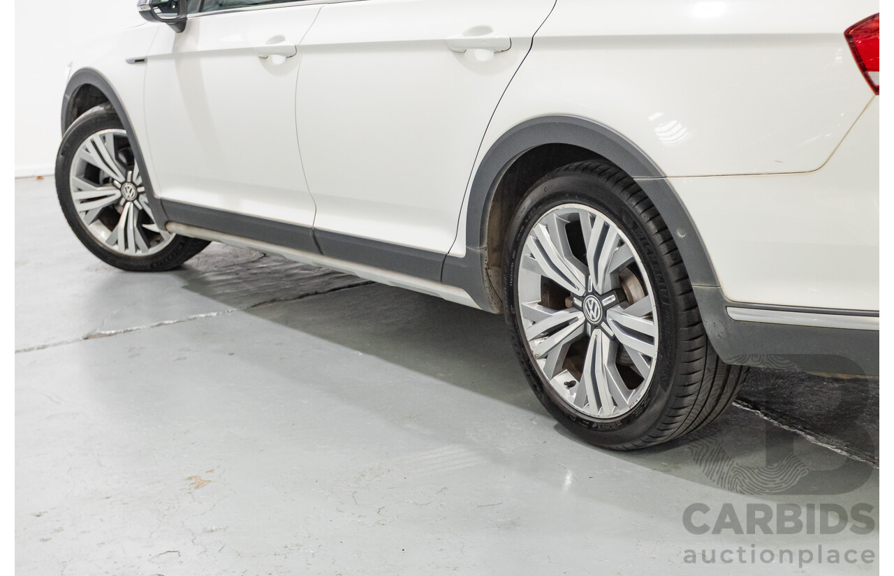 9/2016 Volkswagen Passat Alltrack 140 TDI (AWD) 3C MY16 4d Wagon Pure White Turbo Diesel 2.0L