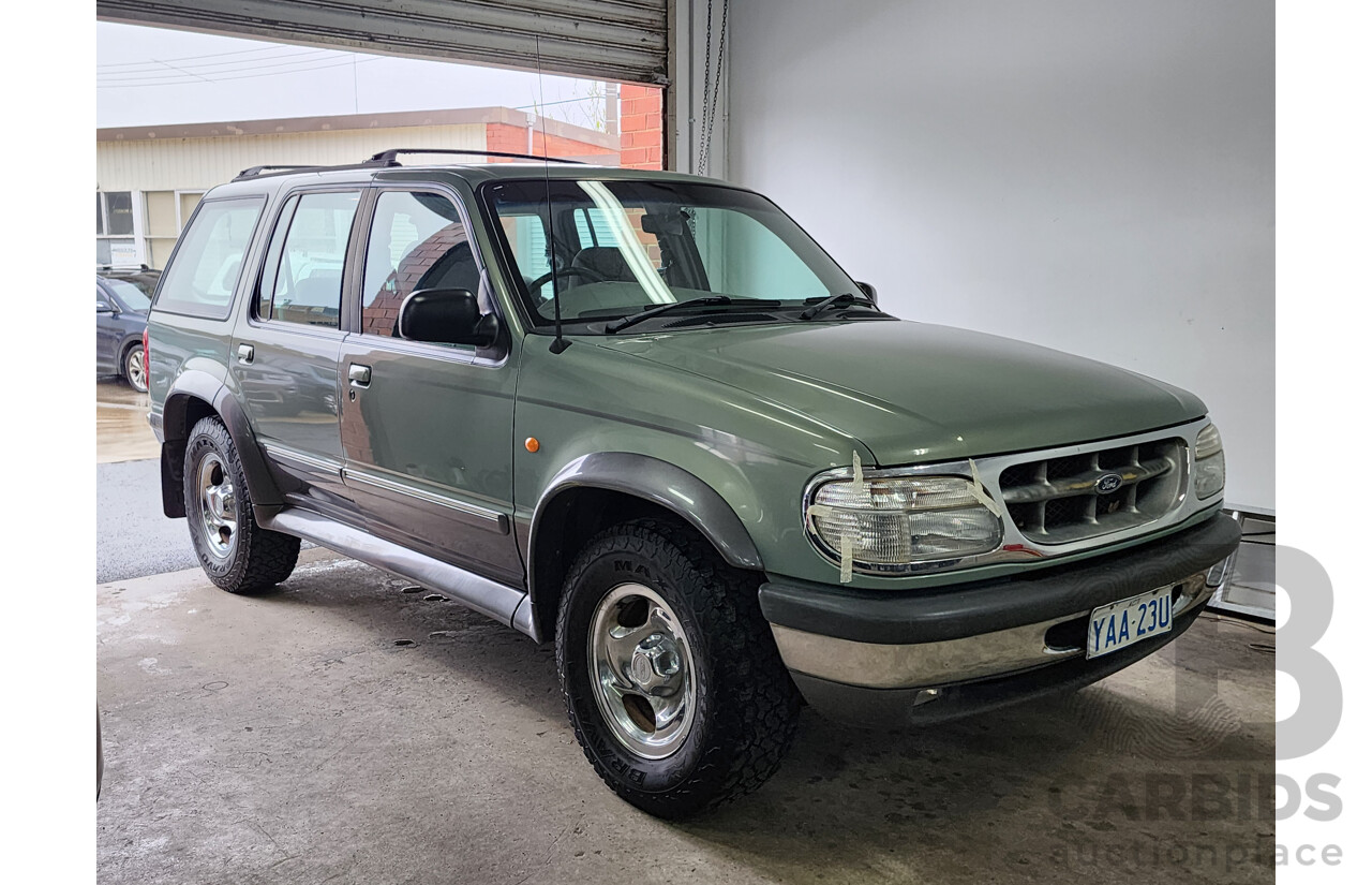 1/1998 Ford Explorer XLT (4x4) 4d Wagon Green 4.0L