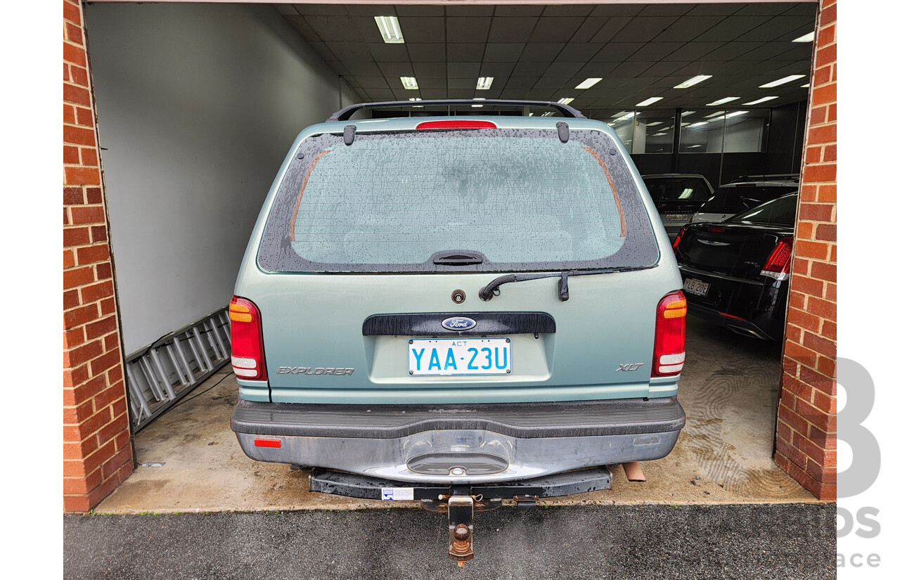 1/1998 Ford Explorer XLT (4x4) 4d Wagon Green 4.0L