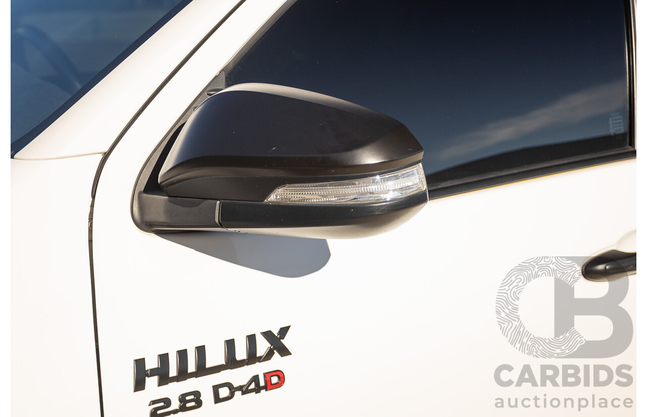 8/2017 Toyota Hilux TRD SR5 (4x4) GUN126R MY17 Dual Cab Utility White Turbo Diesel 2.8L