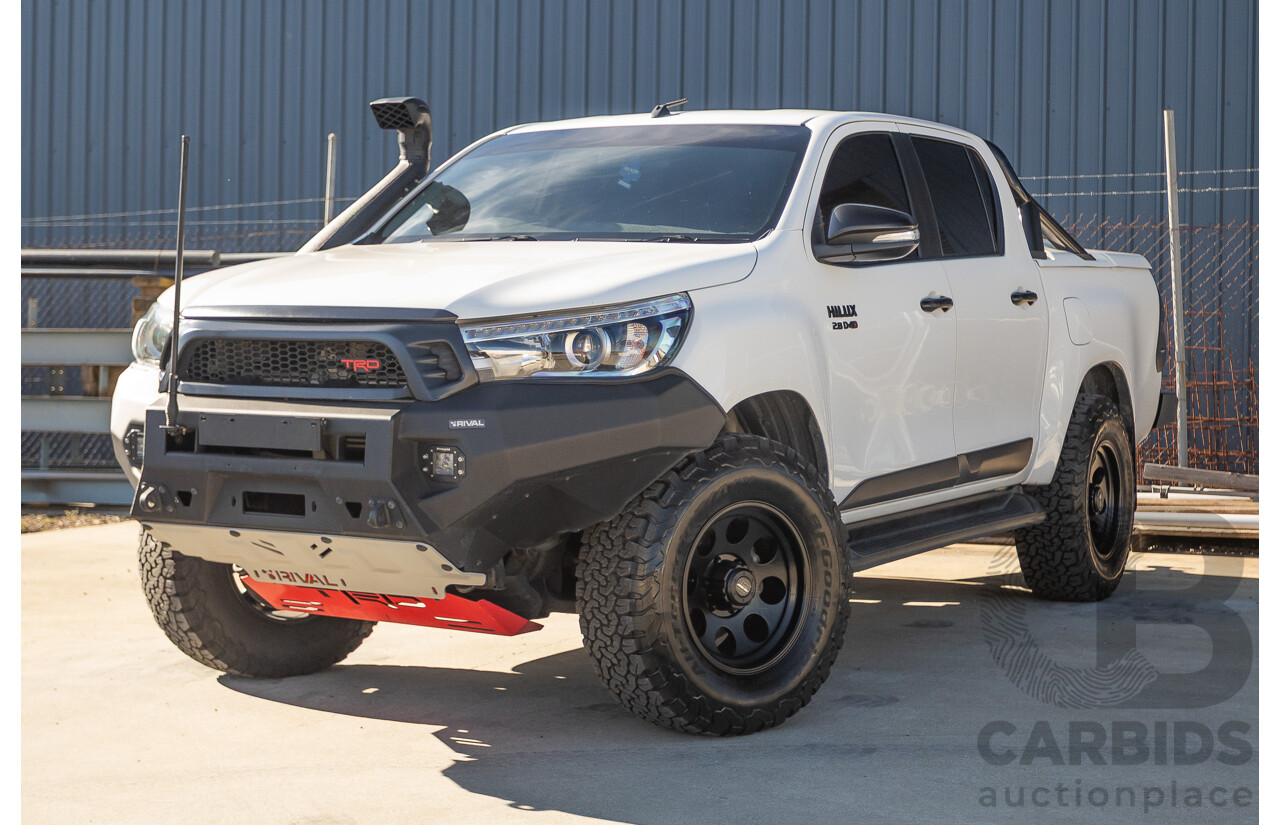 8/2017 Toyota Hilux TRD SR5 (4x4) GUN126R MY17 Dual Cab Utility White Turbo Diesel 2.8L