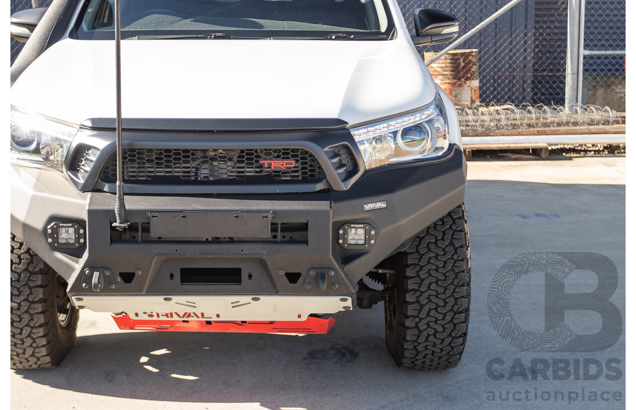 8/2017 Toyota Hilux TRD SR5 (4x4) GUN126R MY17 Dual Cab Utility White Turbo Diesel 2.8L