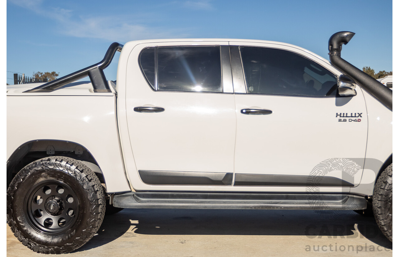 8/2017 Toyota Hilux TRD SR5 (4x4) GUN126R MY17 Dual Cab Utility White Turbo Diesel 2.8L
