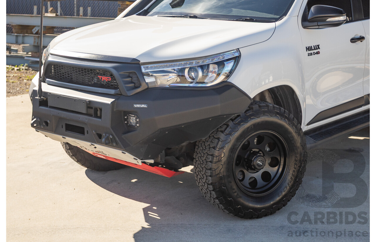 8/2017 Toyota Hilux TRD SR5 (4x4) GUN126R MY17 Dual Cab Utility White Turbo Diesel 2.8L