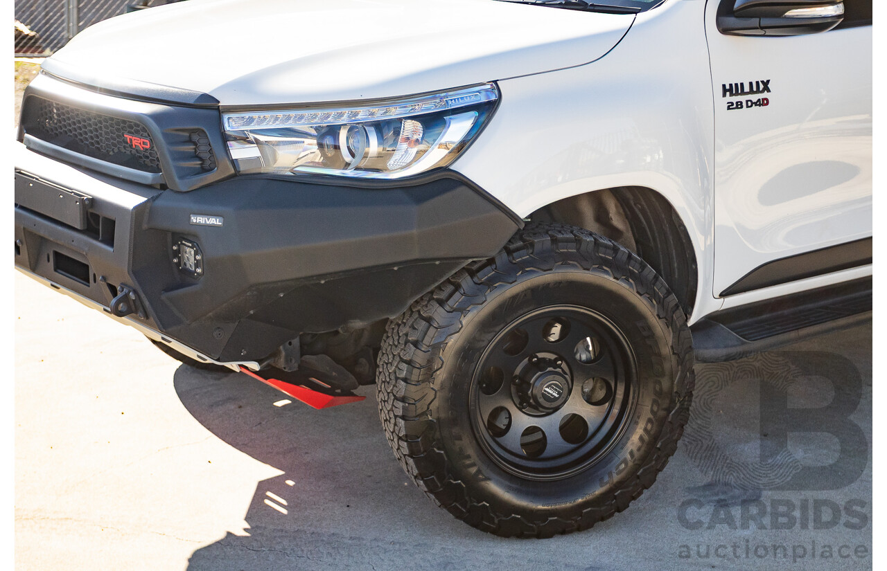 8/2017 Toyota Hilux TRD SR5 (4x4) GUN126R MY17 Dual Cab Utility White Turbo Diesel 2.8L