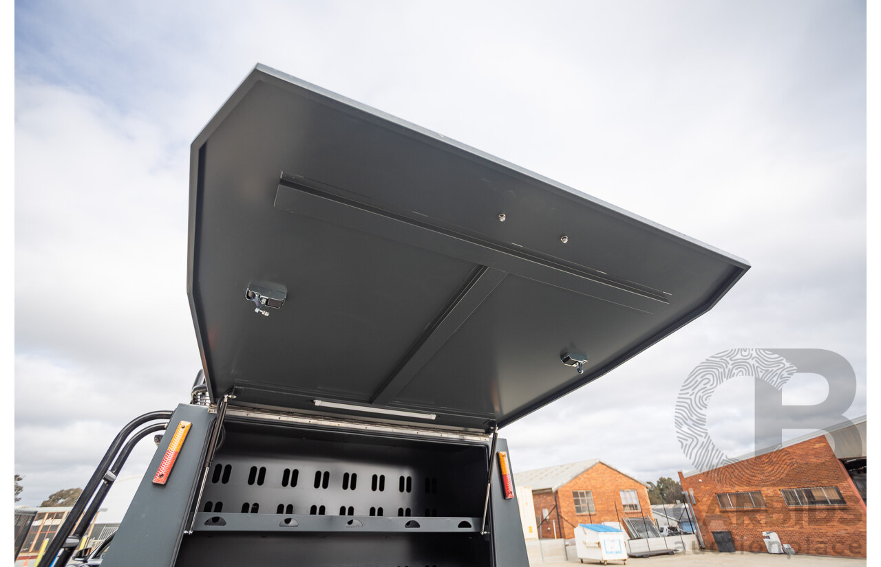 4/2022 Tandem Axle Premium Tradesman Trailer