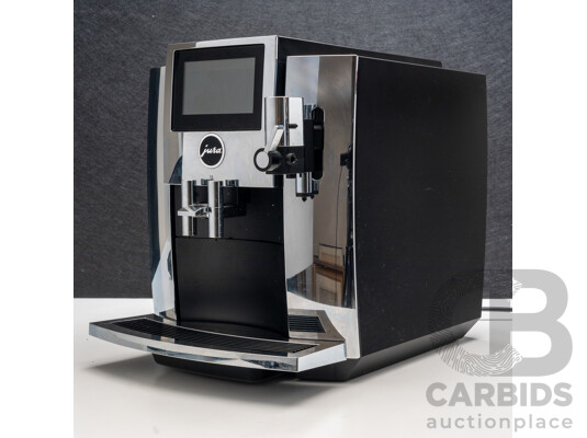 1660127 · Jura S8 Automatic Coffee Machine