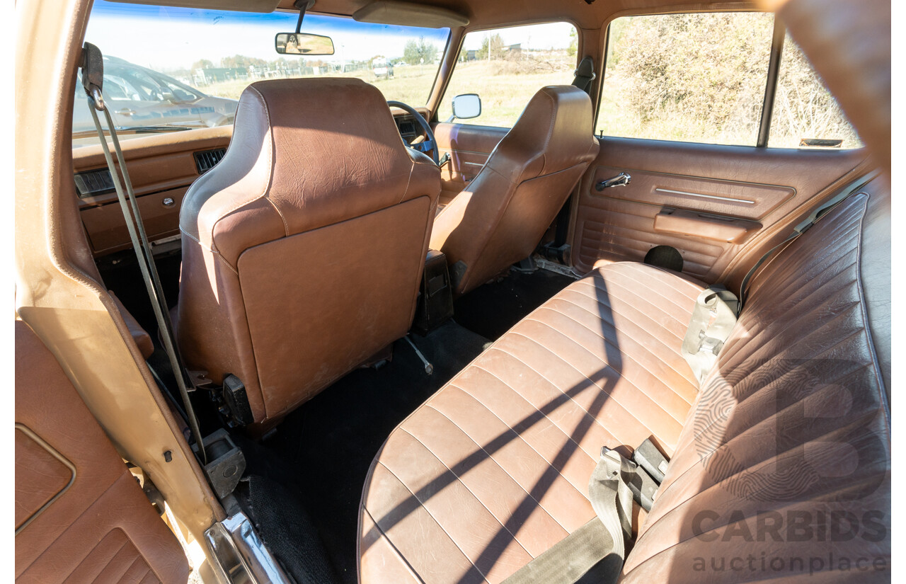 6/1977 Holden HX Kingswood 4d Sedan Buckskin Cream / Brown LS1 V8 5.7L - Original V8 Car