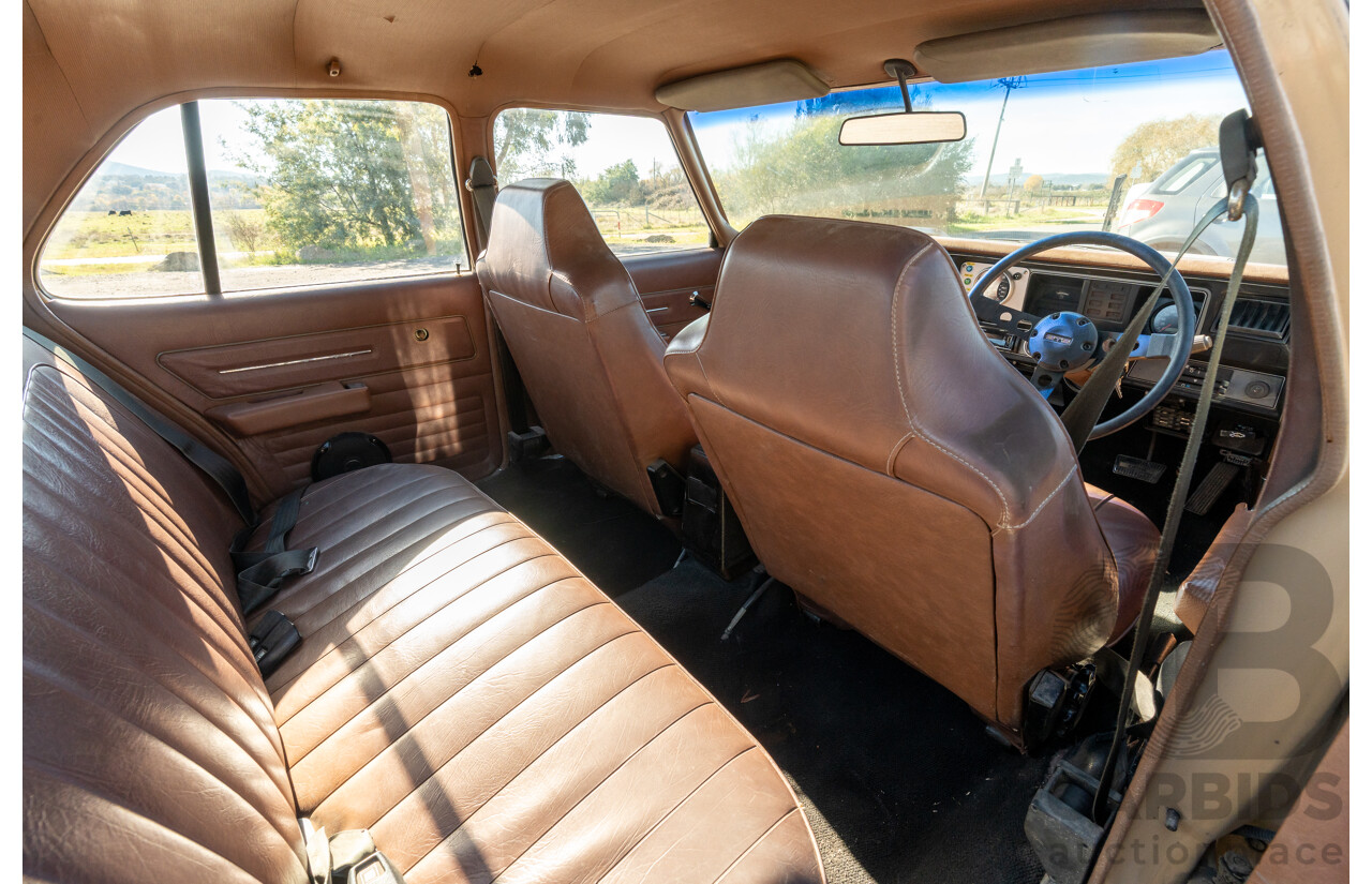 6/1977 Holden HX Kingswood 4d Sedan Buckskin Cream / Brown LS1 V8 5.7L - Original V8 Car