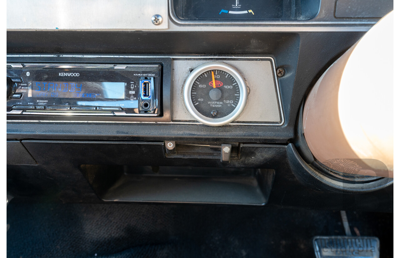 6/1977 Holden HX Kingswood 4d Sedan Buckskin Cream / Brown LS1 V8 5.7L - Original V8 Car