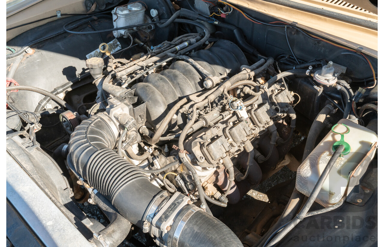 6/1977 Holden HX Kingswood 4d Sedan Buckskin Cream / Brown LS1 V8 5.7L - Original V8 Car