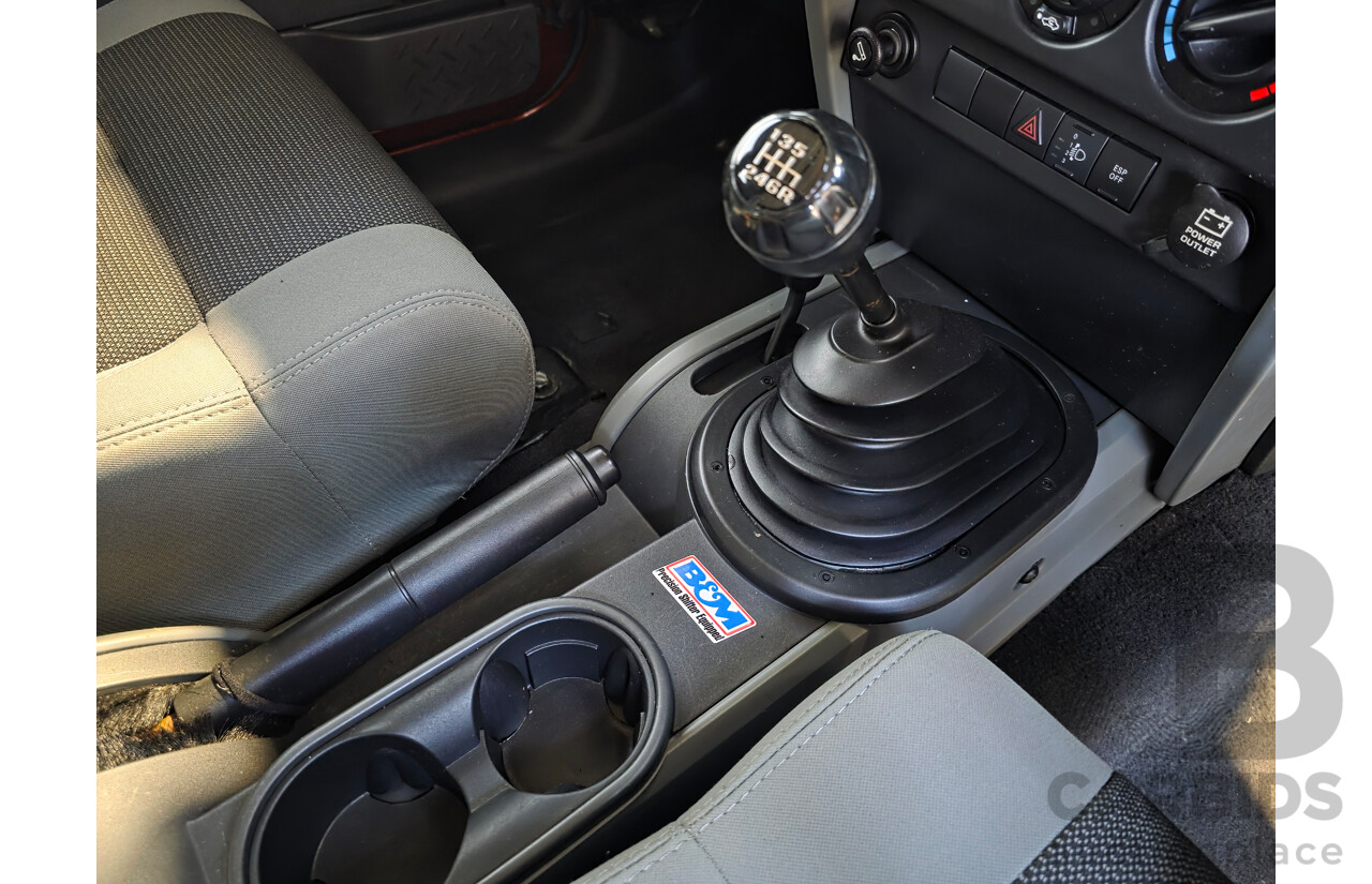 5/2007 Jeep Wrangler Unlimited Sport (4x4) JK 4d Softtop Red V6 3.8L