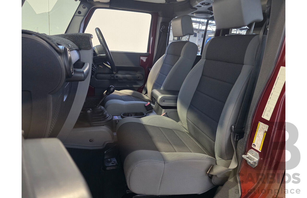 5/2007 Jeep Wrangler Unlimited Sport (4x4) JK 4d Softtop Red V6 3.8L