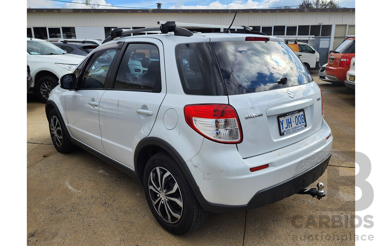 11/2012 Suzuki SX4 GY MY11 5d Hatchback White 2.0L