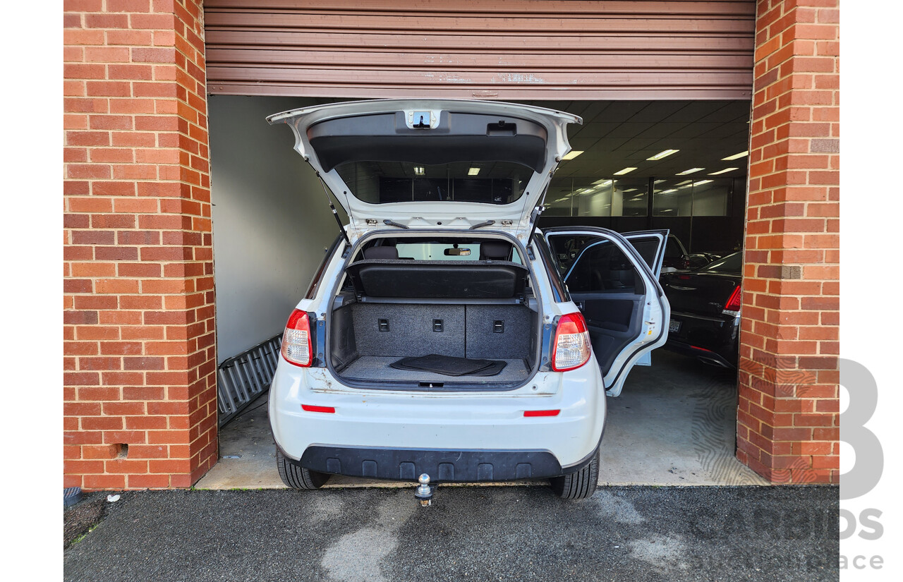 11/2012 Suzuki SX4 GY MY11 5d Hatchback White 2.0L