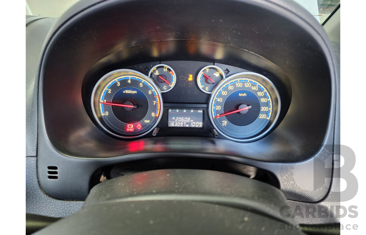 11/2012 Suzuki SX4  GY MY11 5d Hatchback White 2.0L