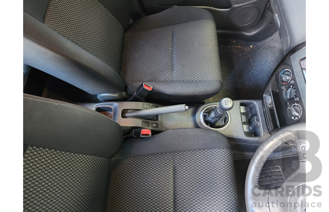 11/2012 Suzuki SX4  GY MY11 5d Hatchback White 2.0L
