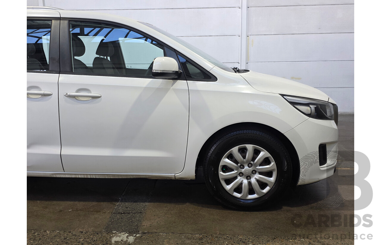 4/2016 Kia Carnival S YP MY16 Update 4d Wagon Clear White V6 3.3L
