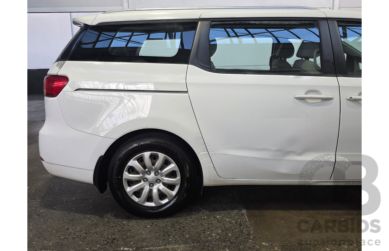 4/2016 Kia Carnival S YP MY16 Update 4d Wagon Clear White V6 3.3L