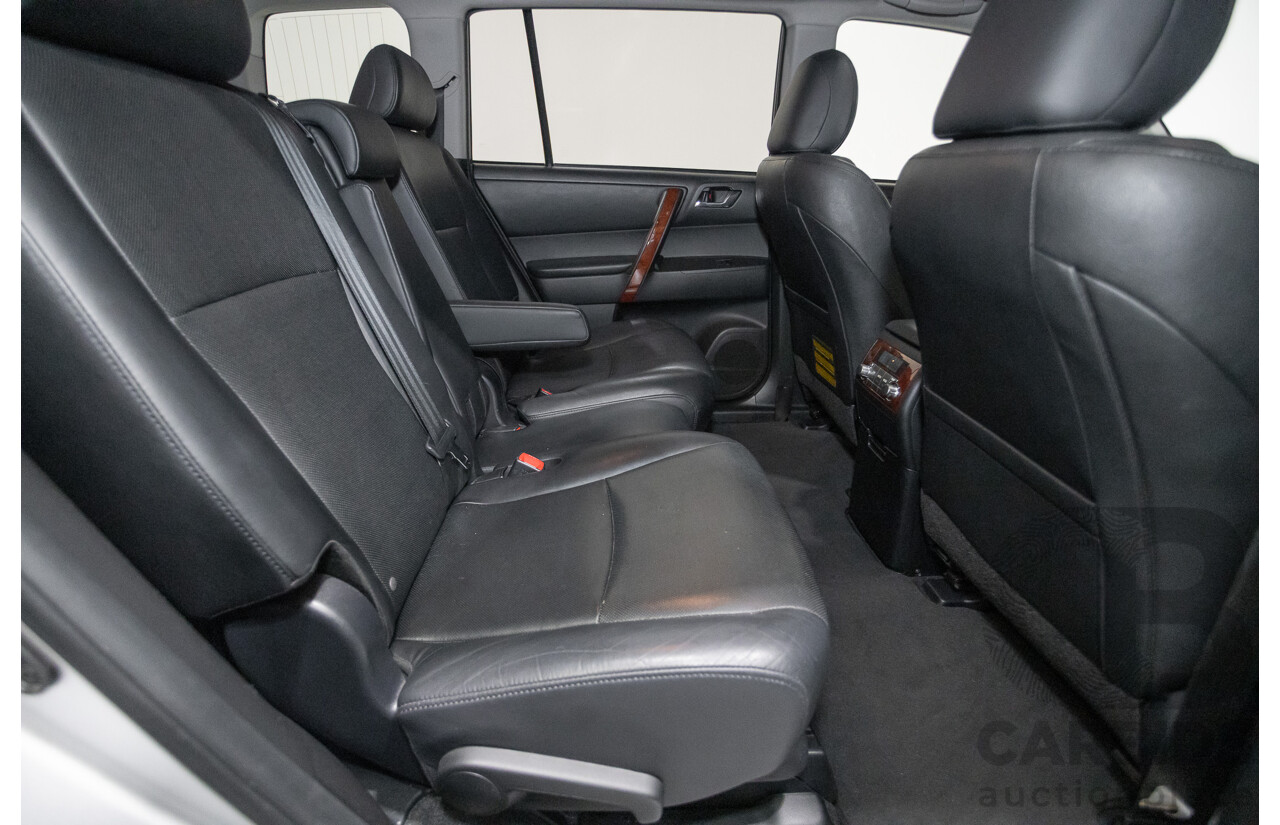 03/2013 Toyota Kluger Grande (4x4) GSU45R MY11 UPGRADE 4d Wagon Silver Metallic V6 3.0L