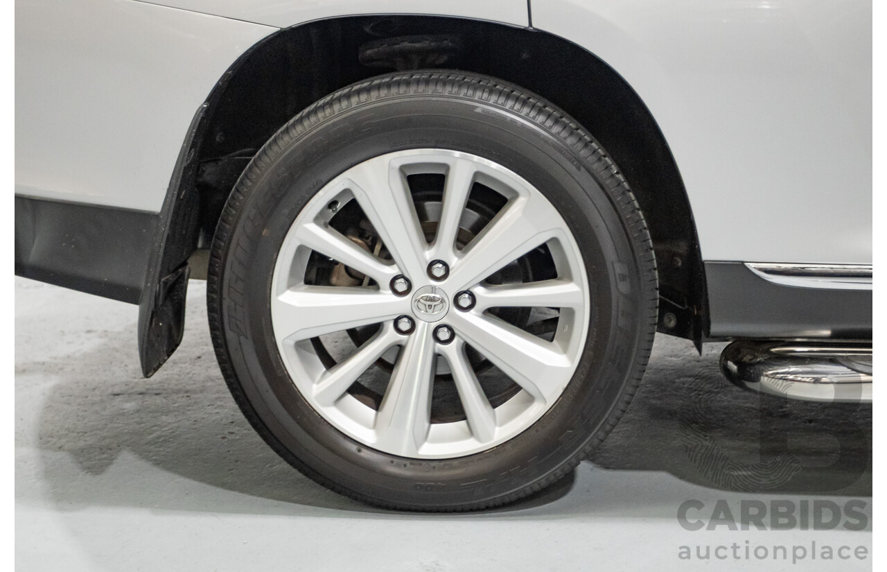 03/2013 Toyota Kluger Grande (4x4) GSU45R MY11 UPGRADE 4d Wagon Silver Metallic V6 3.0L