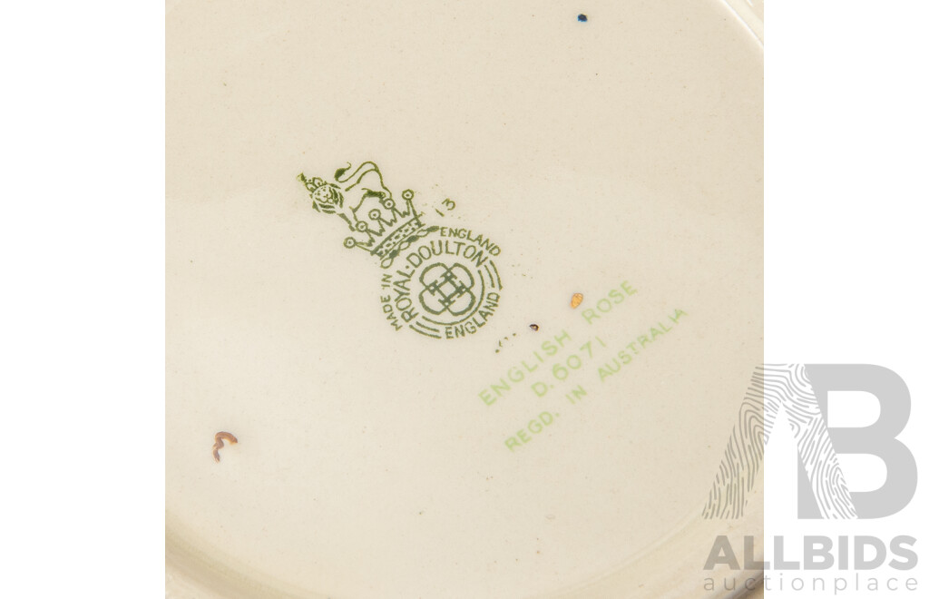 Royal Doulton English Rose 57 Piece Dinner Service, D6071