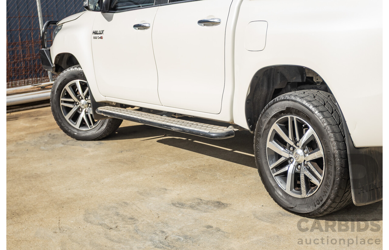 12/2017 Toyota Hilux SR5 (4x4) GUN126R Dual Cab Utility White Pearl Turbo Diesel 2.8L