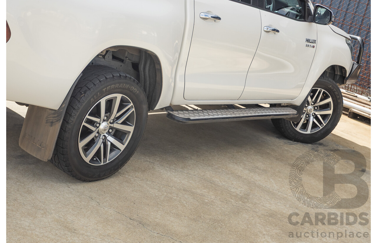12/2017 Toyota Hilux SR5 (4x4) GUN126R Dual Cab Utility White Pearl Turbo Diesel 2.8L