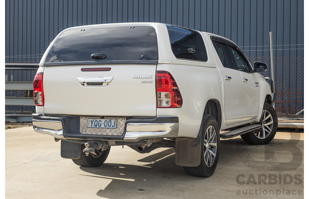 12/2017 Toyota Hilux SR5 (4x4) GUN126R Dual Cab Utility White Pearl Turbo Diesel 2.8L
