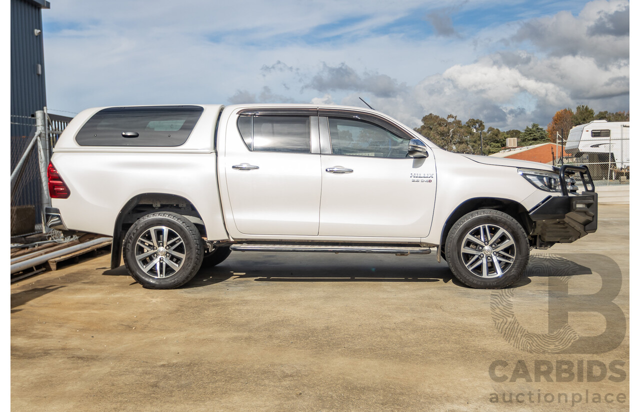 12/2017 Toyota Hilux SR5 (4x4) GUN126R Dual Cab Utility White Pearl Turbo Diesel 2.8L