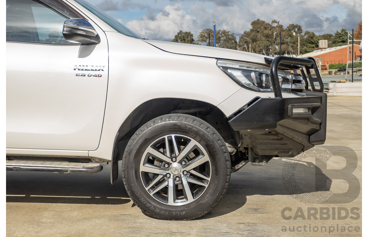 12/2017 Toyota Hilux SR5 (4x4) GUN126R Dual Cab Utility White Pearl Turbo Diesel 2.8L